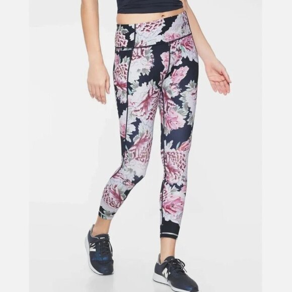 Athleta bundle of 2 leggings - size 1X - floral and tropical print 7/8 length - Picture 2 of 16